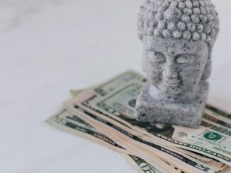 finding fulfillment beyond wealth lessons for wealthy singles at 62
