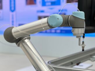 startup launches free home cleaning service for robot training data