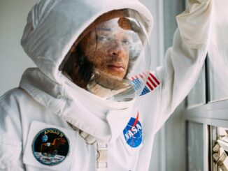 astronauts safely return to iss after emergency air leak repair attempt