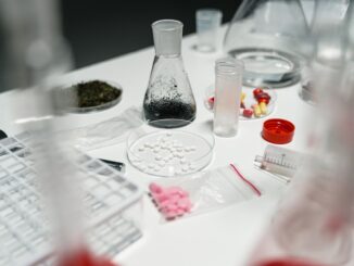 fda approves new species for maggot therapy a decomposition revolution