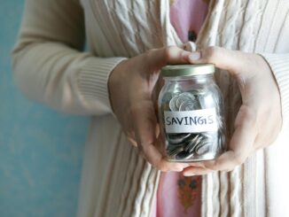 managing wealth in retirement cash reserves vs stock investments