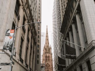 wall street s ai pivot how goldman and jpmorgan turned the tech boom into banking gold